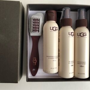UGG Sheepskin Cleanser Set - Cream and Brown
